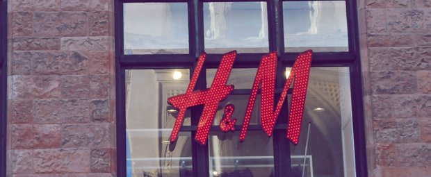 Kuschelig und im Trend: Diese Pullis von H&M wollen wir jetzt!