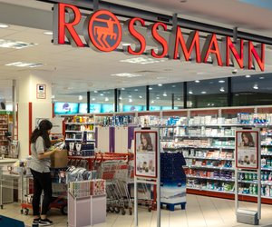 Shirin Beauty bei Rossmann: Peeling für strahlende Haut hüllt dich in Marshmallow-Duft