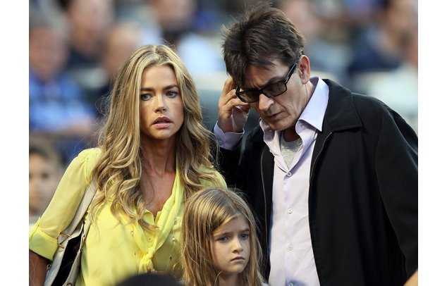 Charlie Sheen und Denise Richards Charlie Sheen und Denise Richards