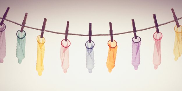Sex ohne Kondom: 8 To-dos vorm Geschlechtsverkehr ohne Gummi!