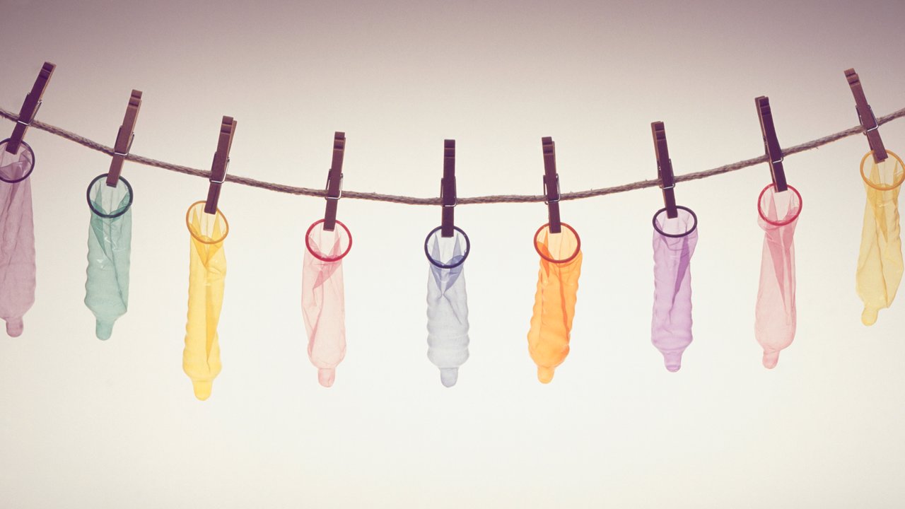 Sex ohne Kondom: Das musst du dann beachten