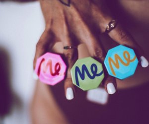 Warum erzählen Menschen immer nur von sich? Überraschende Antworten aus der Psychologie