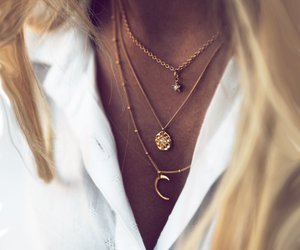 Sternzeichen-Schmuck: Die schönsten Ketten, Ringe & Co. mit Bedeutung