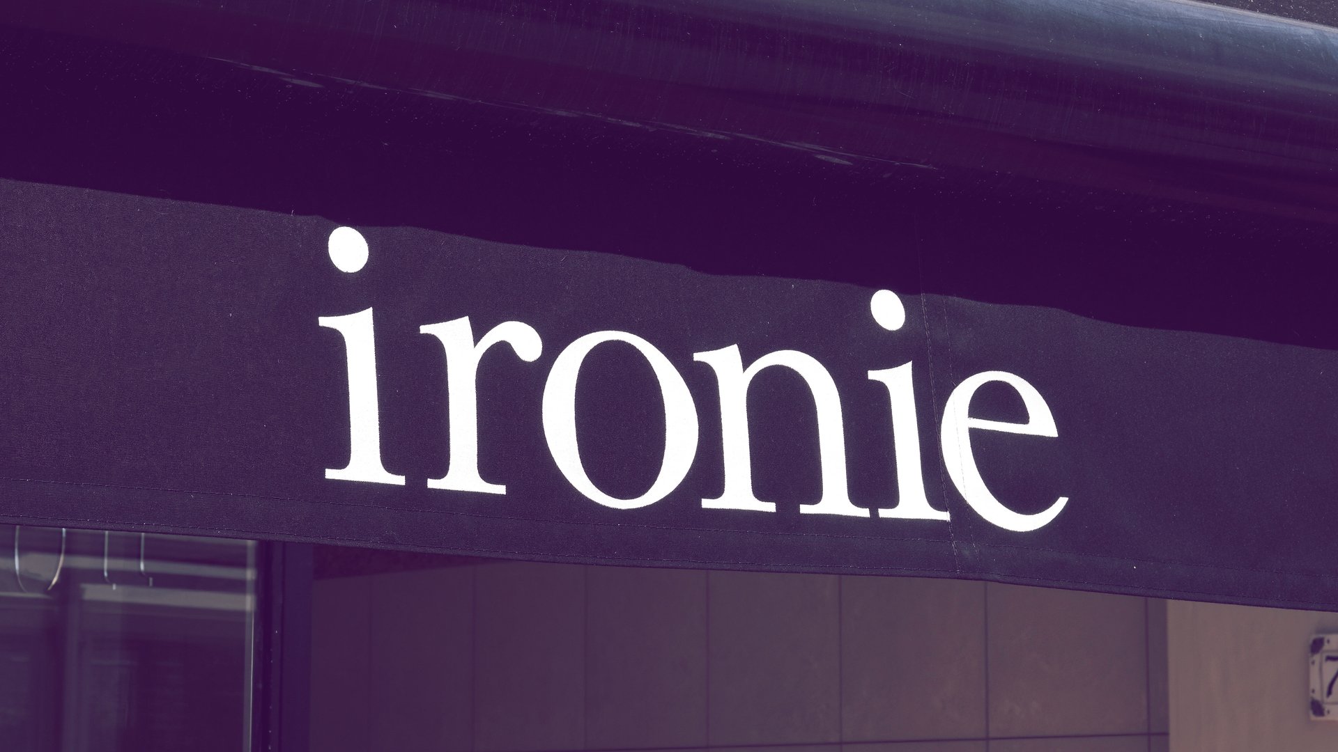 Einfach erklärt Was bedeutet Ironie?