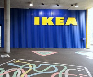 Jetzt bei Ikea: Der weiße Kerzenständer in einem schlichten, aber eleganten Design