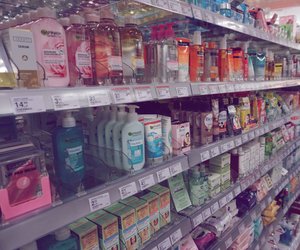 Kein Glitzer mehr! Diese Kosmetik-Produkte sind vom Mikroplastik-Verbot betroffen