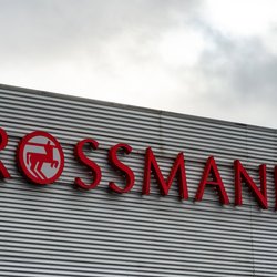 Das Phyto-Keratin-Spray von Rossmann ist ein echter Geheimtipp für den Winter