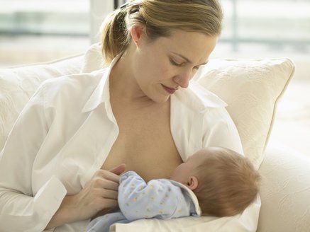 Muttermilch-Börsen bieten Mamis die Möglichkeit Muttermilch zu kaufen. Muttermilch-Börsen bieten Mamis die Möglichkeit Muttermilch zu kaufen.