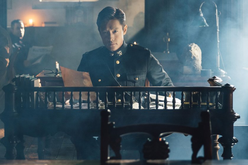 Netflix Geheimtipps Liebesfilm romantische Serie Mr. Sunshine Mann Soldat Admiral Schreibtisch