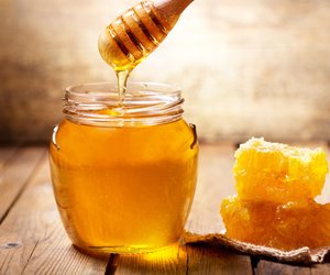 Kalorien in Honig: Was steckt wirklich im flüssigen Gold?