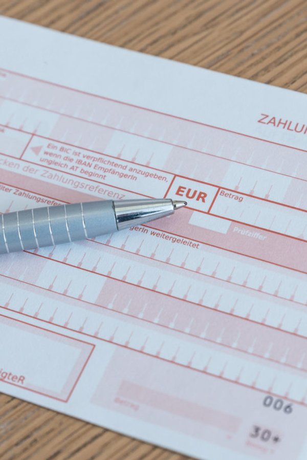 47 lustige Verwendungszwecke für Überweisungen desired.de