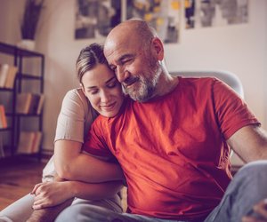 Das ist das passende Geschenk für deinen Papi zum Vatertag – nach seinem Sternzeichen