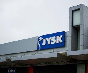 Jetzt bei Jysk: Von diesen Deko-Knallern in Beige bekommen alle gerade nicht genug