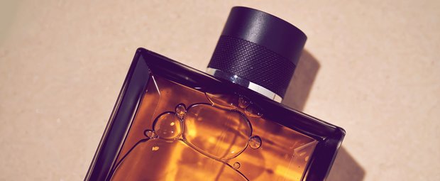 7 Parfums, mit denen du auch im Herbst vom Sommer umgeben bist