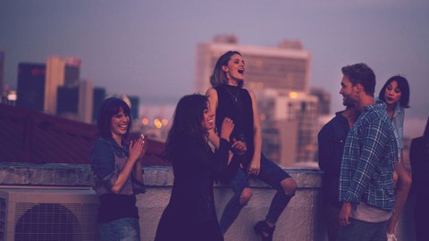 Sexfragen: 66 perverse Fragen für die nächste Party