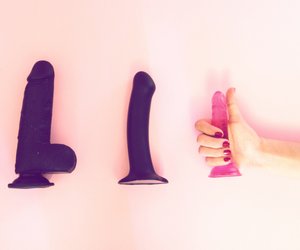Penis zu klein? Die besten Tipps und Toys für besseren Sex
