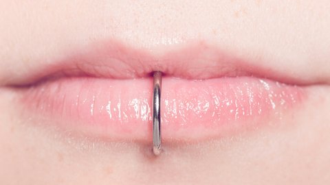 15 Men Lip Piercings That Look Edgy - Styleoholic