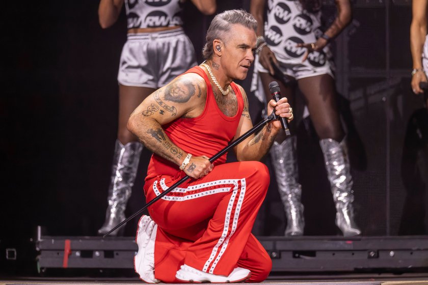 Robbie Williams performt in Manchester, im Juni 2025.
