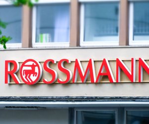 Gemütlichkeit in Bordeaux: Diese Wärmflasche von Rossmann begeistert die Massen