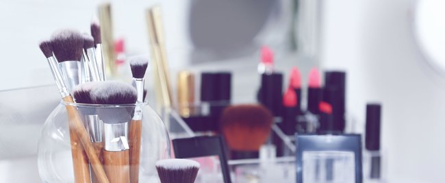 17 tolle Arten, wie du dein Make-up aufbewahren kannst