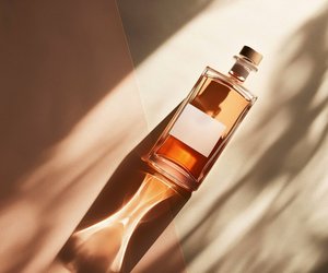 Winterlich und elegant: Das Parfum mit Tonkabohne und Vanille, das luxuriös riecht