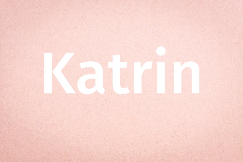 #10 Katrin