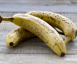 Bananenschale essen: Darum soll es gesund sein!