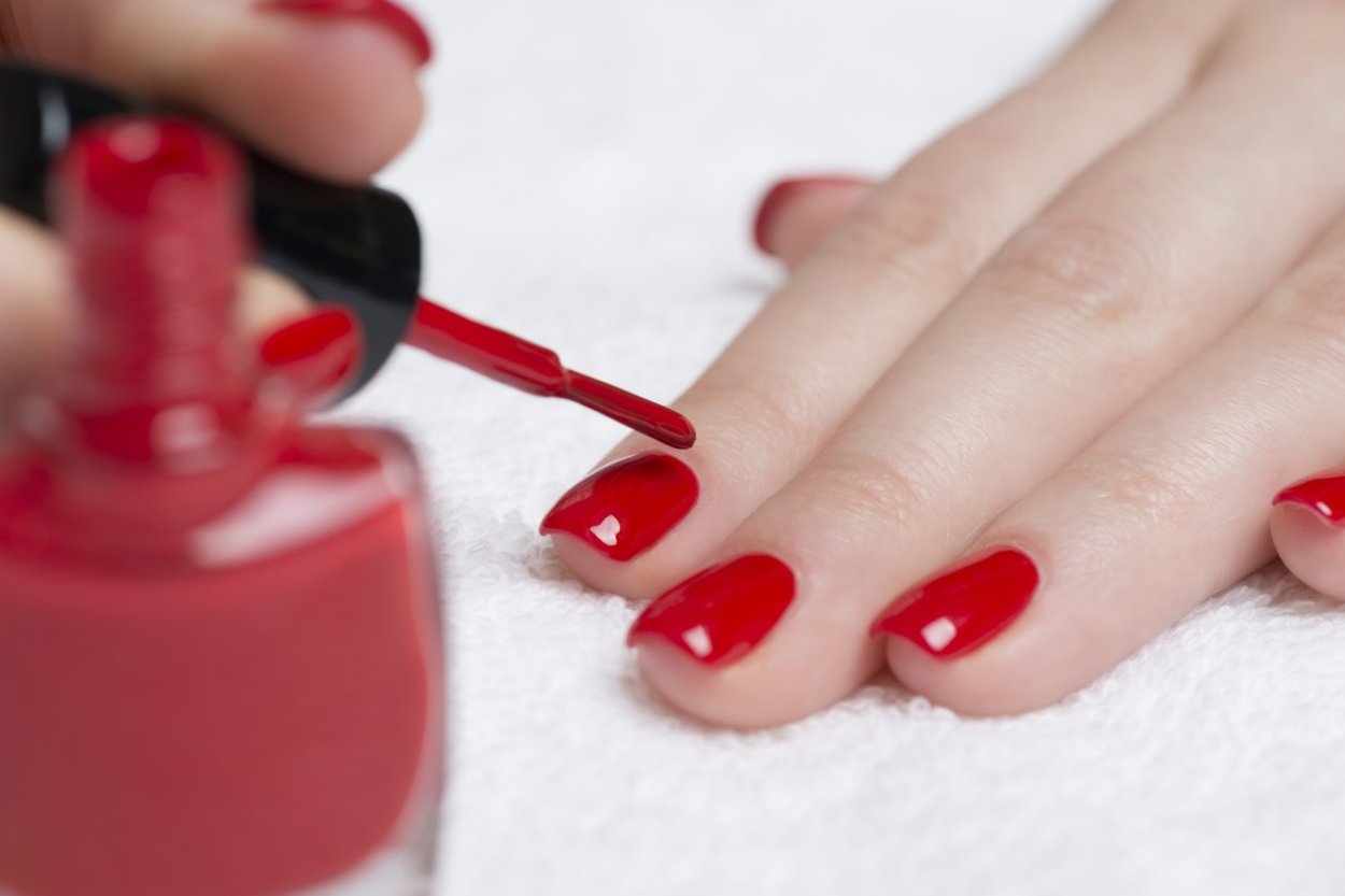 Nagellack schneller trocknen Nagellack schneller trocknen