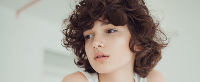 Kurze Haare mit Locken: Das sind die coolsten Wuschel-Looks für Frauen