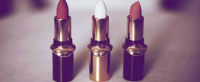 Neue Beauty-Trends bei dm, Douglas & Co.: Diese Beauty-Produkte lieben wir!