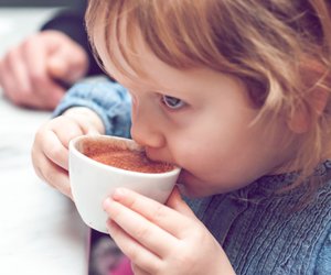 Was ist ein Babyccino? Trendgetränk für die Kleinen