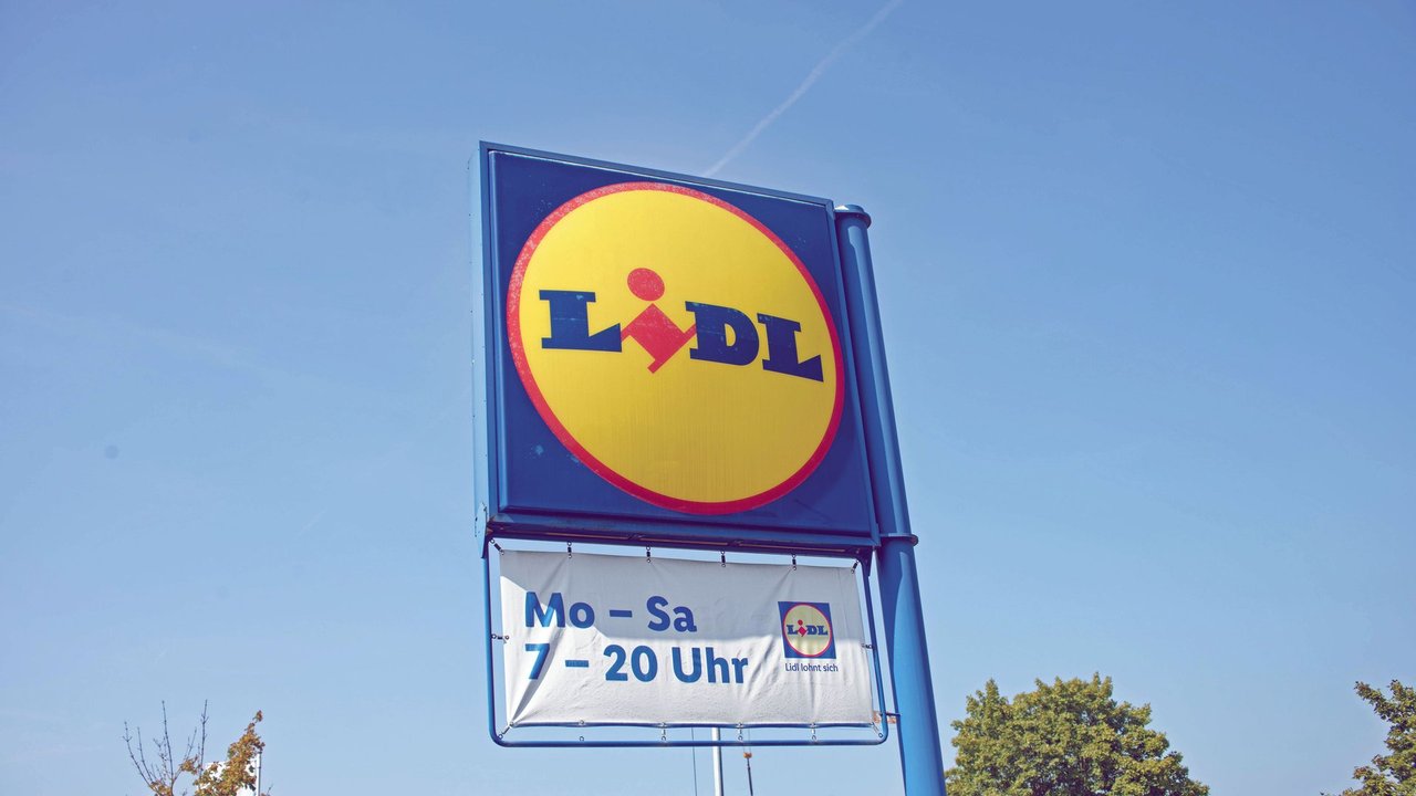 Bei Lidl gibt es gemütliche Herbstmode.