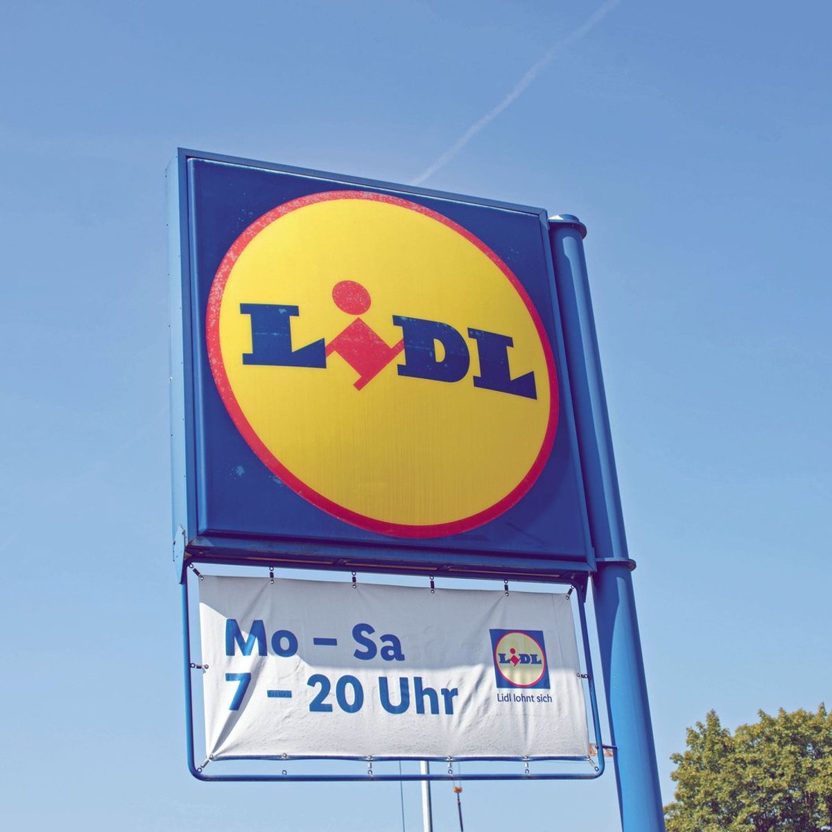Dir fehlt noch ein bisschen Weihnachtsdeko? Diese 8 Teile von Lidl sind  total s