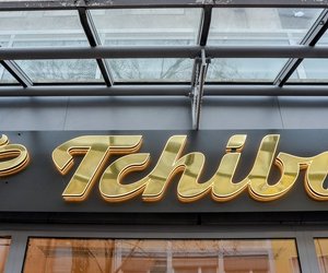 Schreibtisch, Küche oder Bad: Der süße Ständer von Tchibo schafft überall Ordnung
