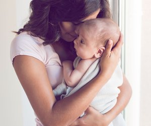 Lanugobehaarung: Diese Funktion hat sie bei deinem Baby