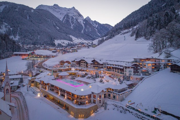 Stock resort