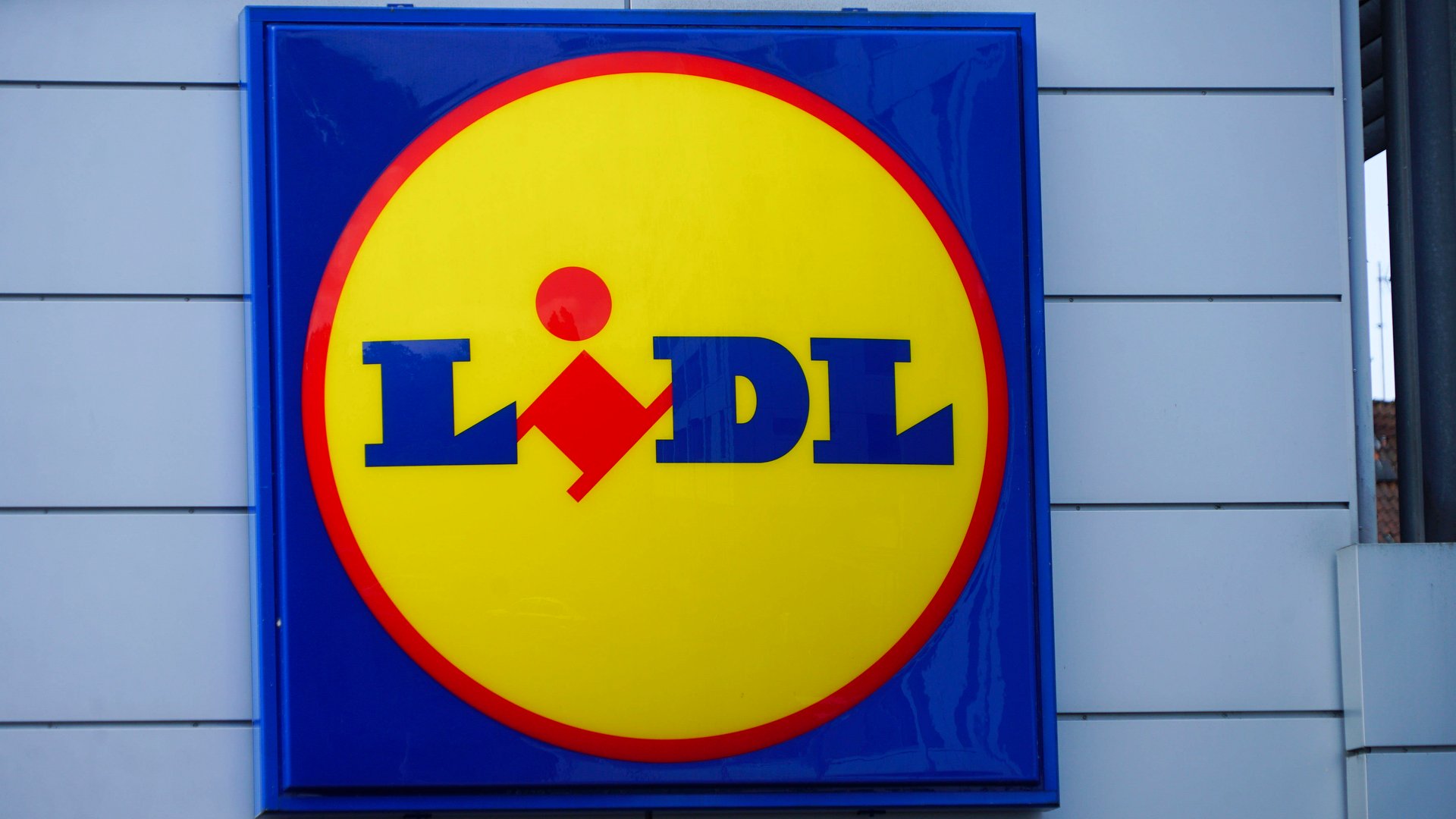 Lidl-hat-einen-3-in-1-W-schest-nder-der-unser-meistgehasstes-W-sche-Problem-l-st