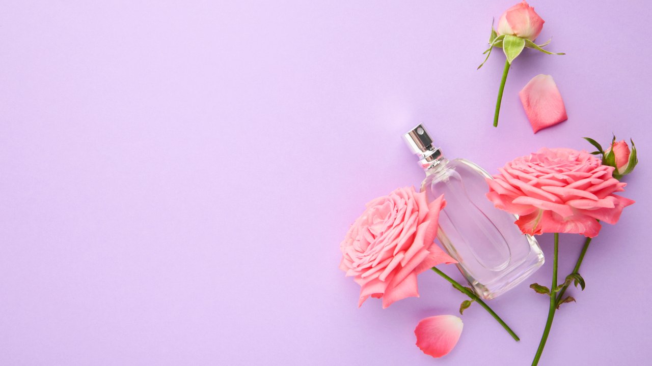 Dieses Parfum überzeugt mit Vanille-Noten.