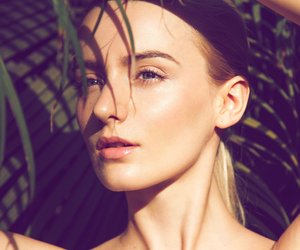 Neu bei Rossmann & Co.: Dieses Face Spray riecht nach Schwimmbad und ist der Retter für strapazierte Sommerhaut