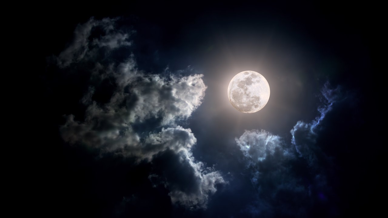 Schlafstörungen Warum viele bei Vollmond schlecht schlafen Schlafstörungen Warum viele bei Vollmond schlecht schlafen