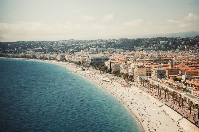 Diese 10 Interior-Pieces von H&M Home bringen die Riviera zu dir!