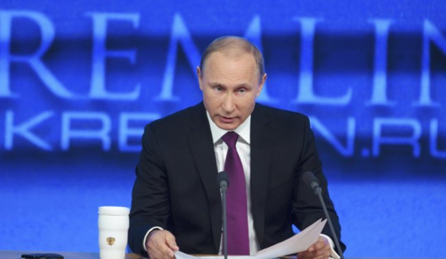 Präsident Putin bei einer Pressekonferenz im Dezember 2014 Präsident Putin bei einer Pressekonferenz im Dezember 2014