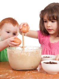 Schokokipferl: Kinderleicht zu backen. Schokokipferl: Kinderleicht zu backen.