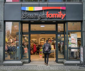 Ernsting's family: Diese Kegelkerzen in Pastellfarben bringen frische Farben in dein Zuhause