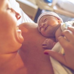 Hypnobirth: Ist eine schmerzfreie Geburt wirklich möglich?