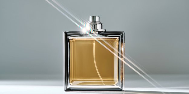 Verführt von Blüten: Das neue dm-Parfum zaubert eine blumige Leichtigkeit in deinen Alltag