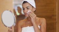 Unreine Haut im Gesicht: Diese Tipps helfen