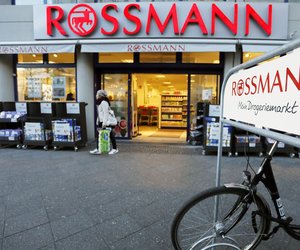 Perfekt für unterwegs: Die Lunchbag von Rossmann hält deine Snacks frisch