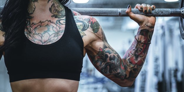 Muskelaufbau bei Frauen: Die 5 größten Mythen – widerlegt!