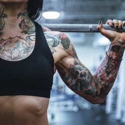 Muskelaufbau bei Frauen: Die 5 größten Mythen – widerlegt!
